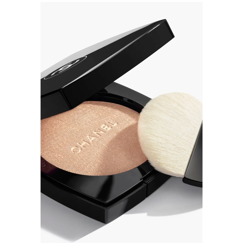 NEW~ CHANEL POUDRE LUMIÈRE Highlighting Powder ~ Ivory Gold 10